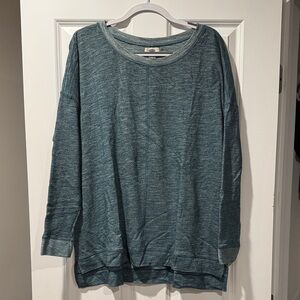 Old Navy Long Sleeve Sweatshirt